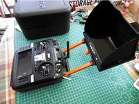 Support moniteur à démontage rapide pour émetteur TX 16/Quick-release monitor support for TX 16 transmitter by patric123