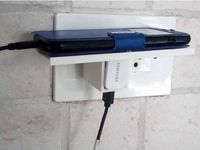 Mobile Plug Holder Samsung A8 by VicenteSA