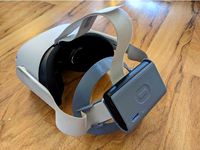 Oculus Quest 2 Elite Strap w/ Battery Mount (remixed from dtnavida and Odroidz) by SneckoSnek