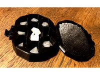 D&D dicebox with hinge and buckle. Print in place. by Zovitar