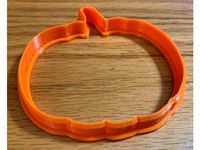 Pumpkin Cookie Cutter by crorcutt