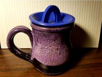 Coffee Mug Lid to keep coffee warmer by tc_fea