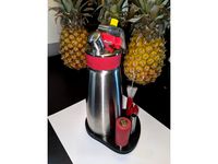 iSi 1 pint Gourmet Whip Cream Stand by SirCrumpit
