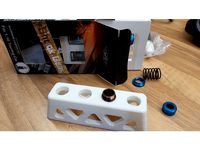 shock stand for assembly / oil filling by JansWorkbench