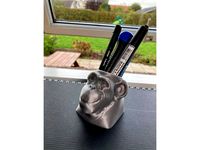 Chimp pencil holder by skjoldbroder