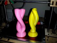 Twist vase by derben