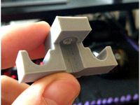 Cable holder (under the table) by Agu_Clips_3D