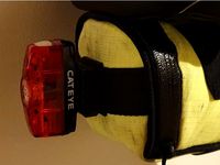 Saddle bag bracket - Cateye light by unixbash