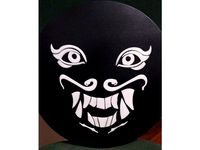 Akali's face decoration (glow-in-the-dark) by StephenManiac
