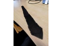 Flexible Tie (movable interlocking parts) by BlutVampir