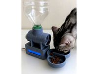 Cat Feeder by Alerat