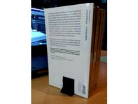 Simple Bookend by strathamer