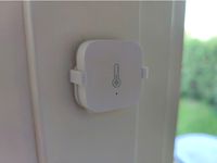 Xiaomi Aqara temperature sensor - Mount by Tomasolsson