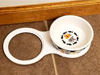 Pet Bowl Holder for two bowls, 4.5in, 115mm wide by danielbeaver