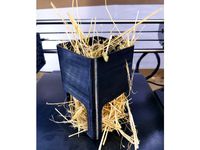 Hay feeder by roketscyntist