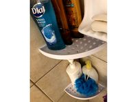 Bathroom shelf by DoctorWhich