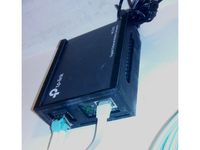 TP-Link MC220L holder remix by Kroki