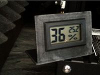 Hygrometer Halter by K3Design85