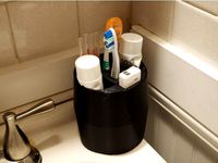 Toothbrush holder with 2 Toohtpaste spots by Sidewind75