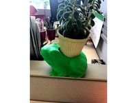 Frog Flower Pot by nledevil