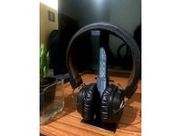 hangman style height adjustable headphones holder by karthik9966