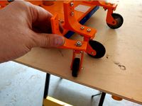 Bigger locked wheels for RC Lawn mower by Renngarage