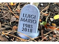 Luigi's Tombstone (Super Smash Bros. Direct 8/8/2018) by pikafoop