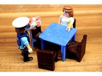 restaurant table (4 persons) [playfab 181005, playmobil compatible] by fabcam