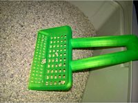 Small Cat Litter Scoop by gameoffuture