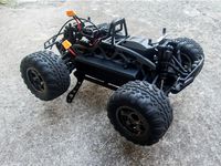 Foldable service stand for HPI Savage XS by krakow_marcin