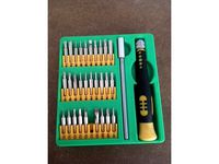 Precision Screwdriver Case by ridingtoantarctica