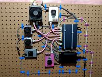 Raspberry Pi 3 Pegboard Case by niemandr