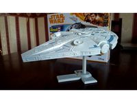 Revell Millennium Falcon (SOLO and TFA) Stand by Skittles9370