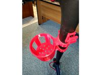 Cup holder by tnschro