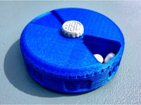 Weekly Pill Case / Organizer with Personalized Monogram Screw by Printfutura