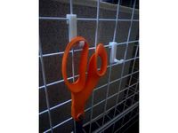 Wire mesh storage hooks by CamasE