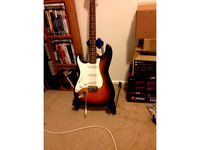 Guitar Stand by Rapidhearts