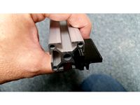 Extrusion Bracket for Enclosure Lid by tomebl