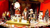 Santas at Gumps