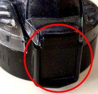 drinking bottle cap button (Honey Holly) by henuahinge