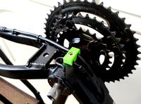 Cable holder at bottom bracket (e-bike NCM Prague) by qwertz3210