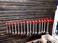 Ringmaulschlüssel/Doppelringschlüssel Wandhalterung / Combination wrench / Double ring spanner wall bracket 6mm-24mm by jeremie_drs