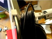 Headphone hanger for iMac 2019 by phazeet
