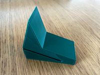 Puzzle Stand by kryogenx