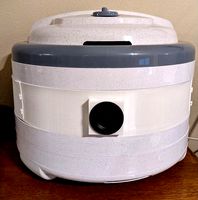 Nesco Dehrydrator 1/3rd section with mod for hygrometer by Labgeek