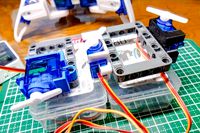 Lego compatible simple SG90 servo motor bracket by Tokyo_Bird
