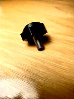 M8 bolt table foot by GauthierBou