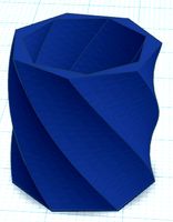 twisty vaze by Kovabunch