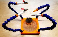 Simple helping hands (soldering) by salami738