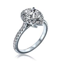 HELO PEAR SHAPE ENGAGEMENT RING | 3D